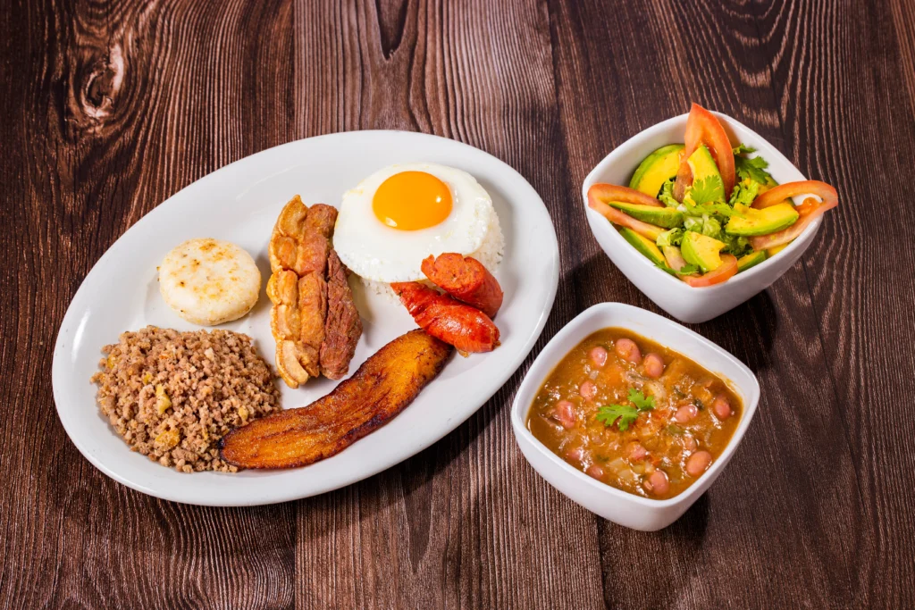 bandeja paisa typical colombian dish, colombian food